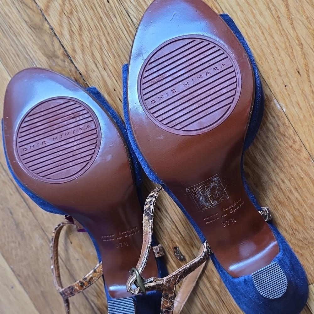 Chie Mihara Blue and Pink Heeled Shoes - Picture 5 of 9